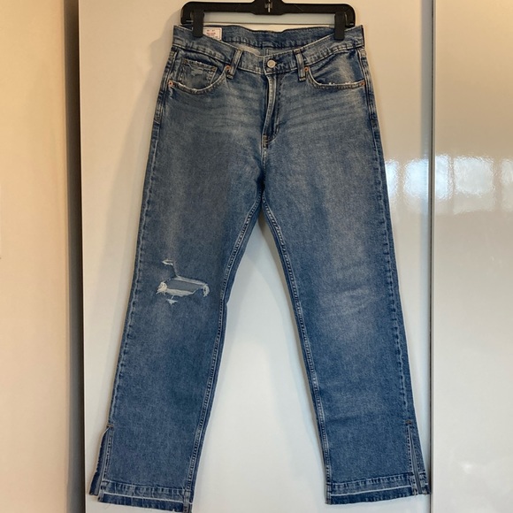 GAP ‘90s Loose Mid Rise Jeans - Picture 5 of 16